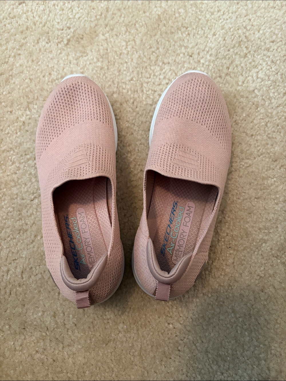 EUC Skechers Knit Slip-On Sneakers in Dusty Rose